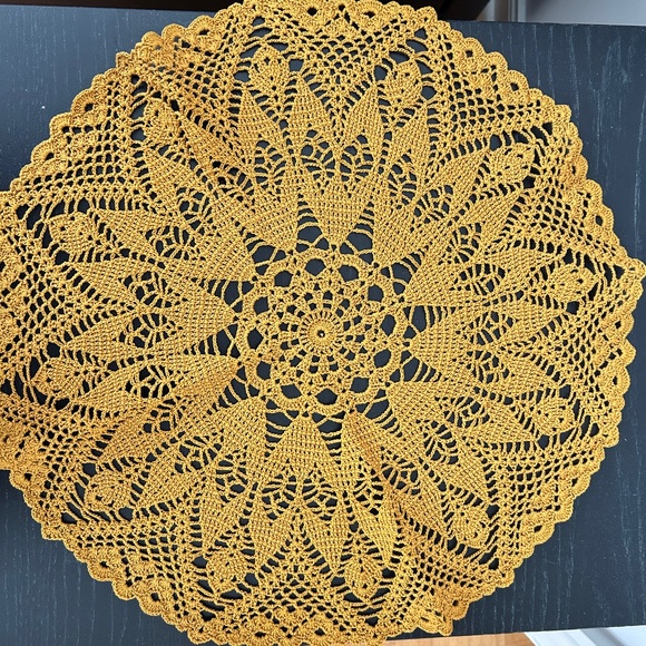 Circle Lace Doilies Handmade Crochet Placemats Table Coasters Decor Brown - Picture 2 of 3